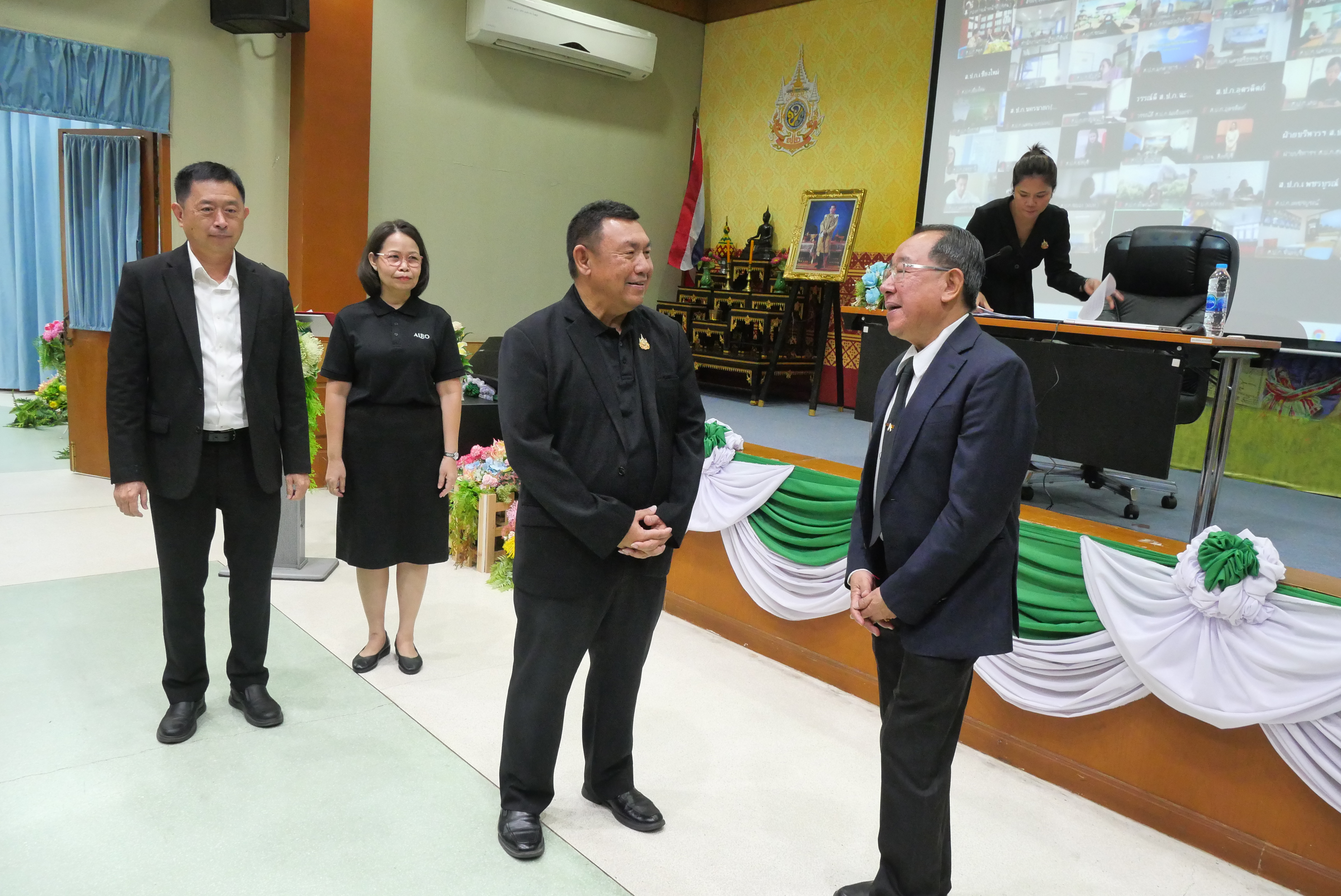 title - เลขาธิการ ส.ป.ก. เปิดการประชุม “สร้างความเข้าใจในการดำเนินโครงการและให้คำชี้แจงเกี่ยวกับการรวบรวม การเก็บข้อมูลเพื่อ ใช้ในการจัดทำแผนกำหนดตำแหน่ง เพื่อปรับปรุงการกำหนดตำแหน่งเป็นระดับสูงขึ้น ของ ส.ป.ก.”